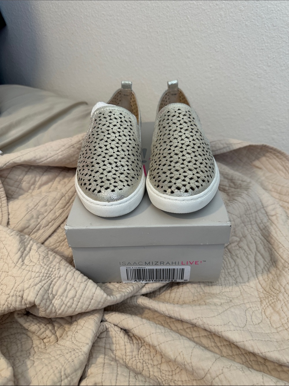 Isaac Mizrahi Kids Metallic Silver Perforated Slip-On Sneakers